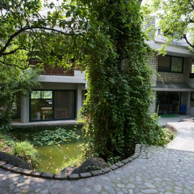 Kabir Courtyard 1